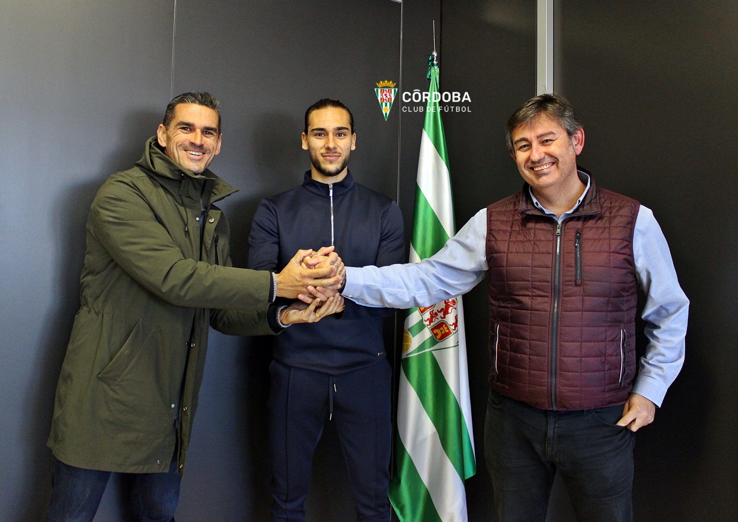 GALERÍA | Las imágenes de la presentación de Dragi Gudelj como nuevo jugador del Córdoba CF